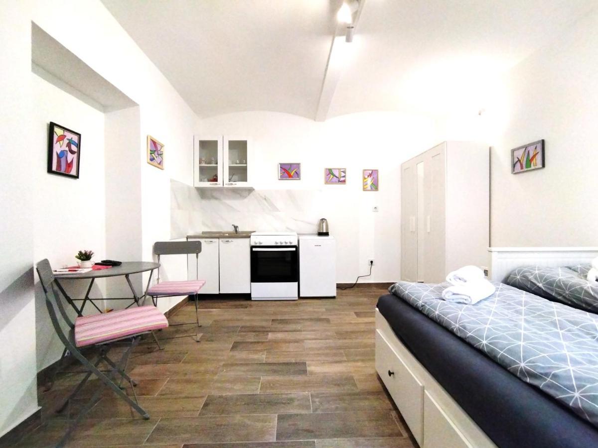 Good Vibrations Apartments ซาเกร็บ ภายนอก รูปภาพ