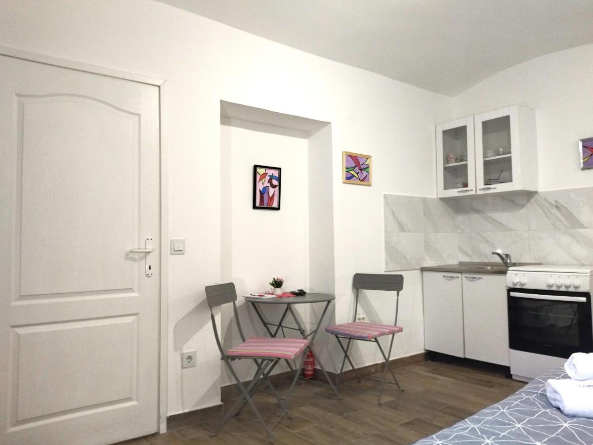 Good Vibrations Apartments ซาเกร็บ ภายนอก รูปภาพ