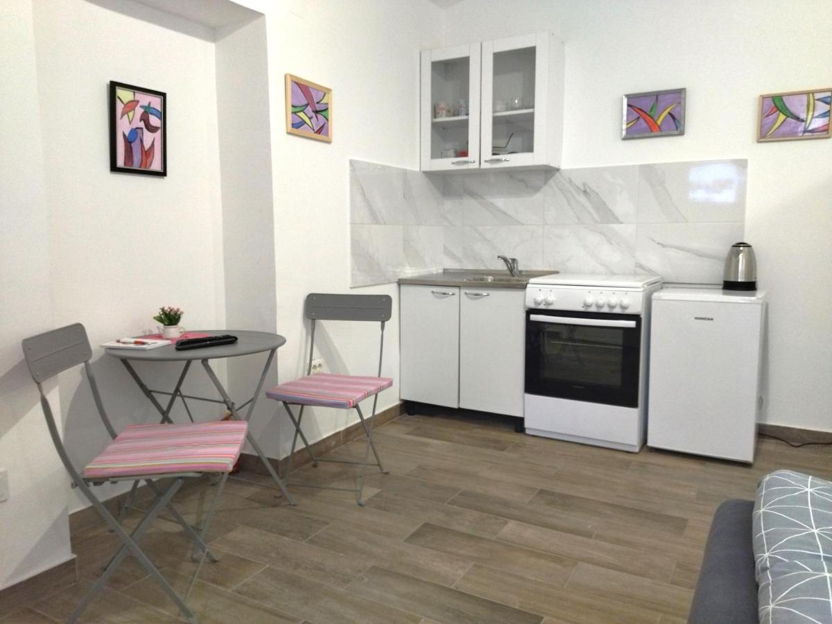 Good Vibrations Apartments ซาเกร็บ ภายนอก รูปภาพ