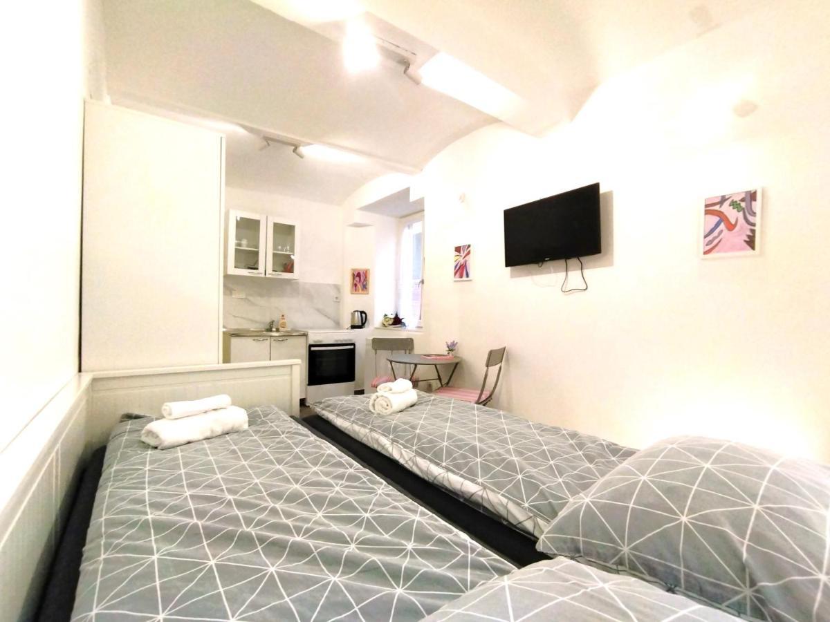 Good Vibrations Apartments ซาเกร็บ ภายนอก รูปภาพ
