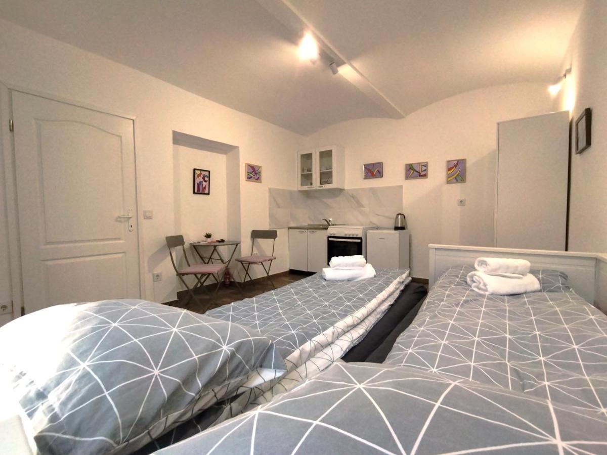 Good Vibrations Apartments ซาเกร็บ ภายนอก รูปภาพ